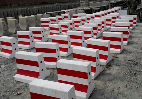 制作水泥防撞墩時對于水泥材料的八大要求