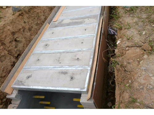 如何處理電纜溝蓋板積水問題?(圖1) 如何處理電纜溝蓋板積水問題
