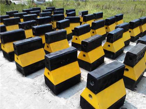 淺談交通安全生命線-廣州混凝土隔離墩