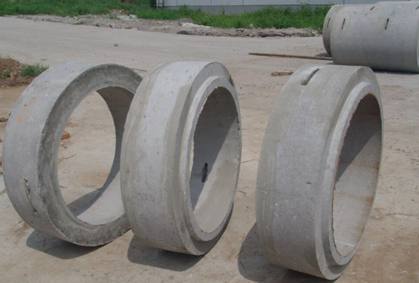 深度較淺的水泥井筒