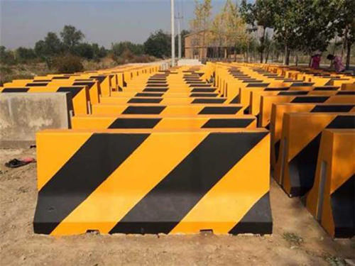 水泥墩常見的應(yīng)用范圍以及帶來的好處(圖1) 水泥墩常見的應(yīng)用范圍以及帶來的好處