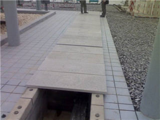 廣州邦堅(jiān)施工中的電力蓋板