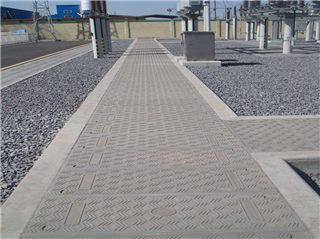 電纜溝蓋板(圖2) 整齊的電纜溝蓋板